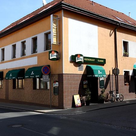 Hotel Classic Nový Bydžov Exterior foto